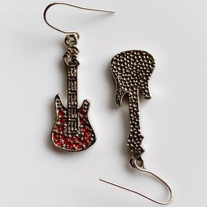 Guitar earrings
